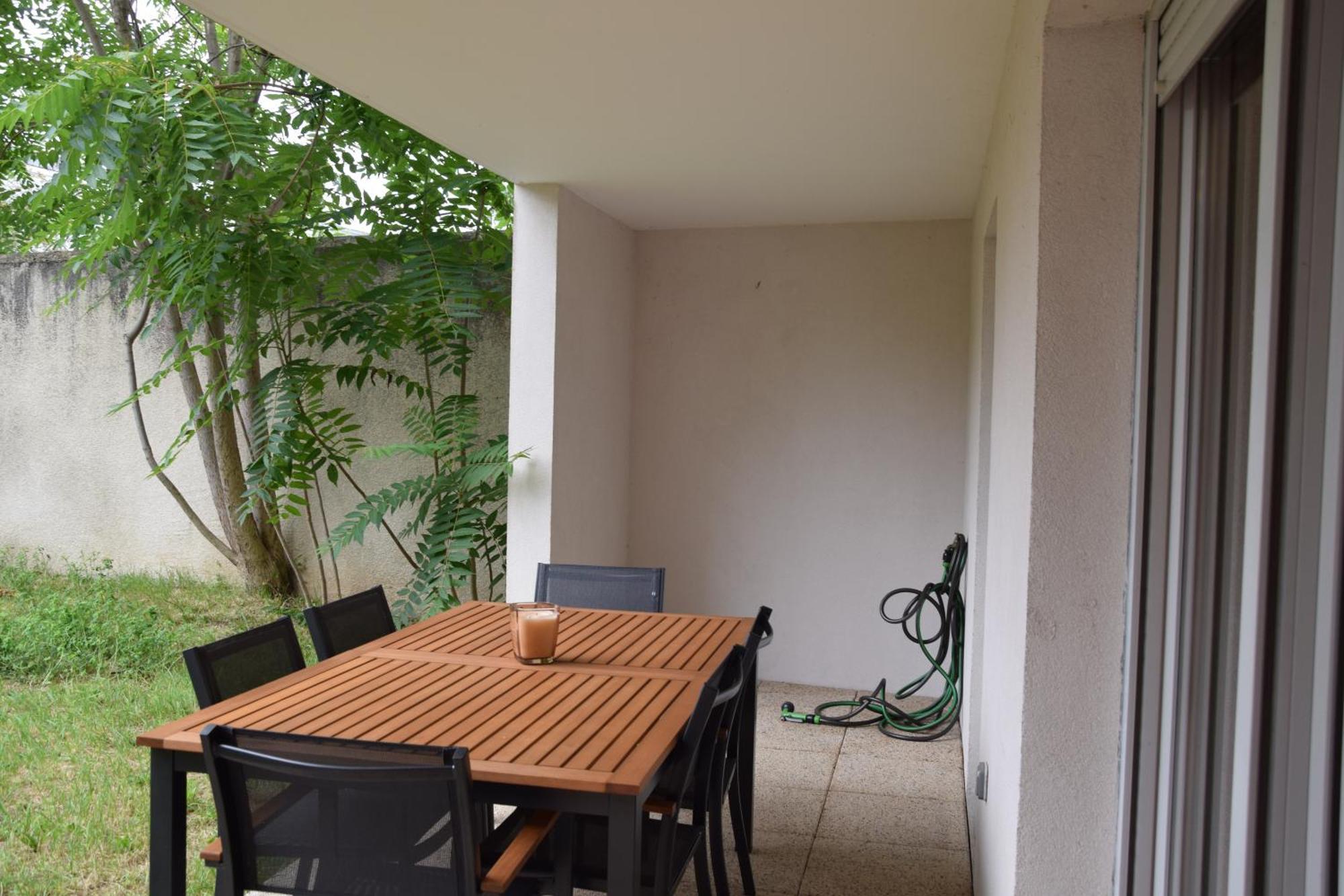 Comfort And Tranquility Near Lyon And Groupama Stadium, 4 Personnes Meyzieu Kültér fotó